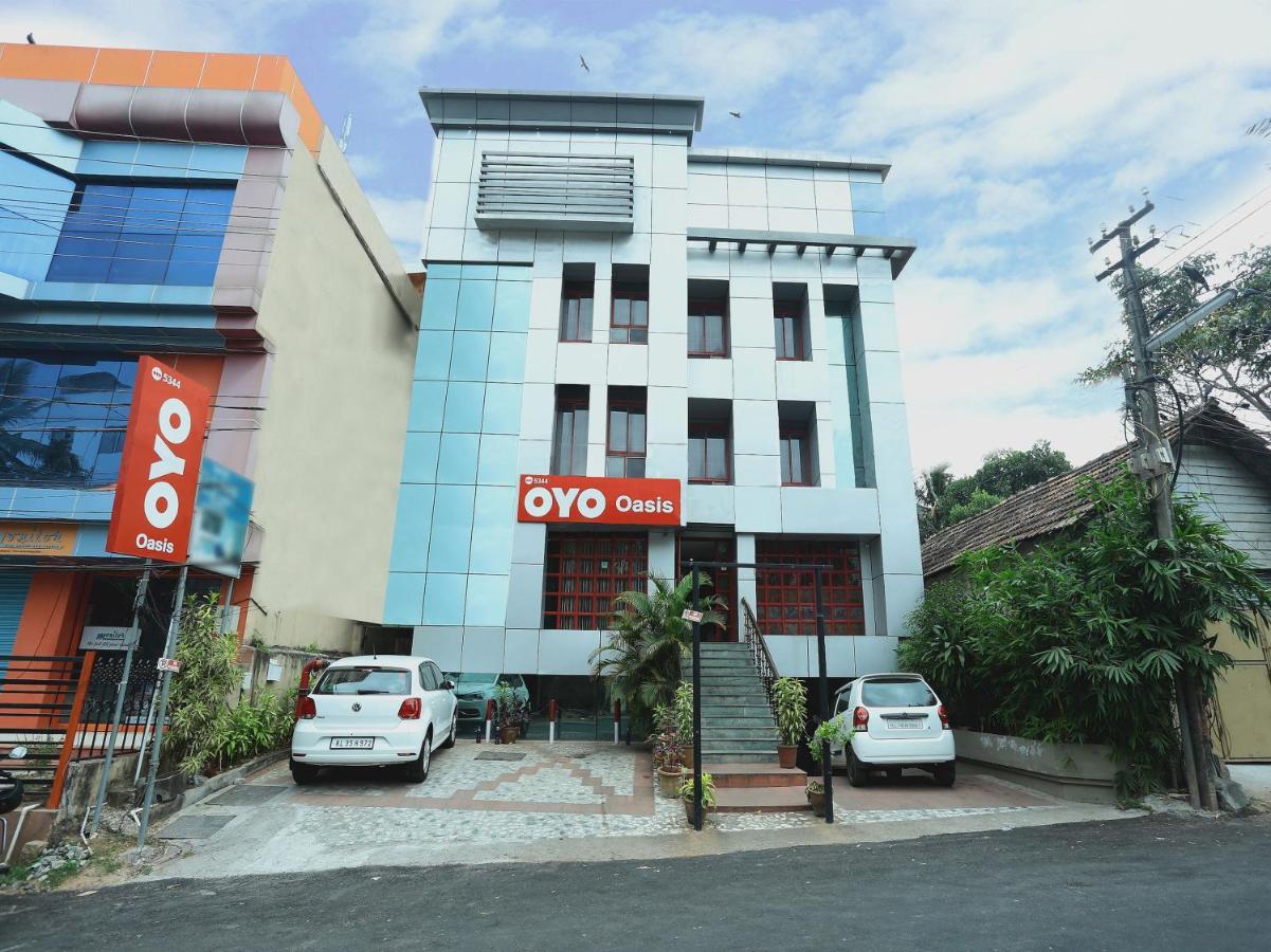 Hotel O Oasis Thiruvananthapuram Екстериор снимка