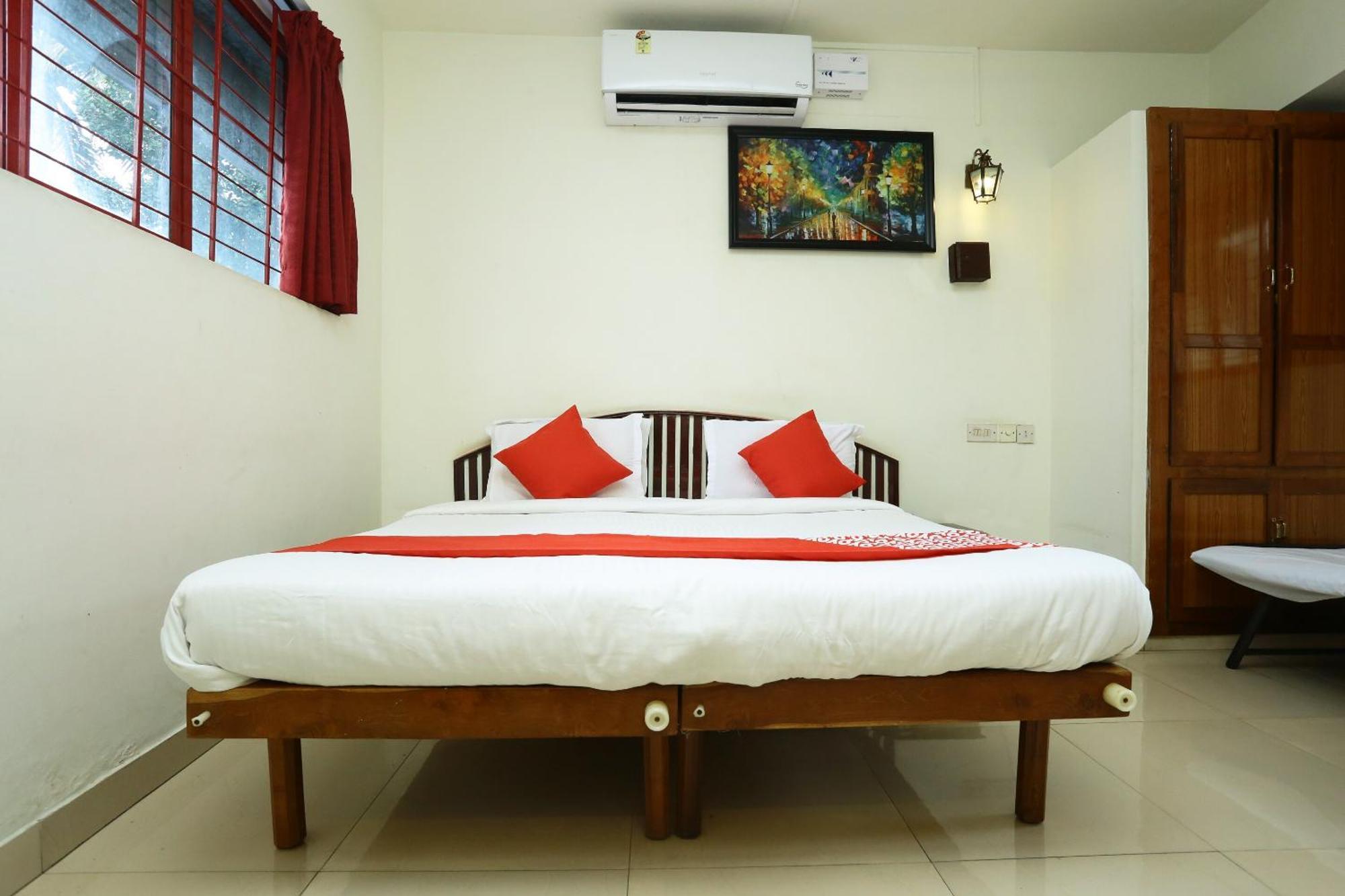 Hotel O Oasis Thiruvananthapuram Екстериор снимка