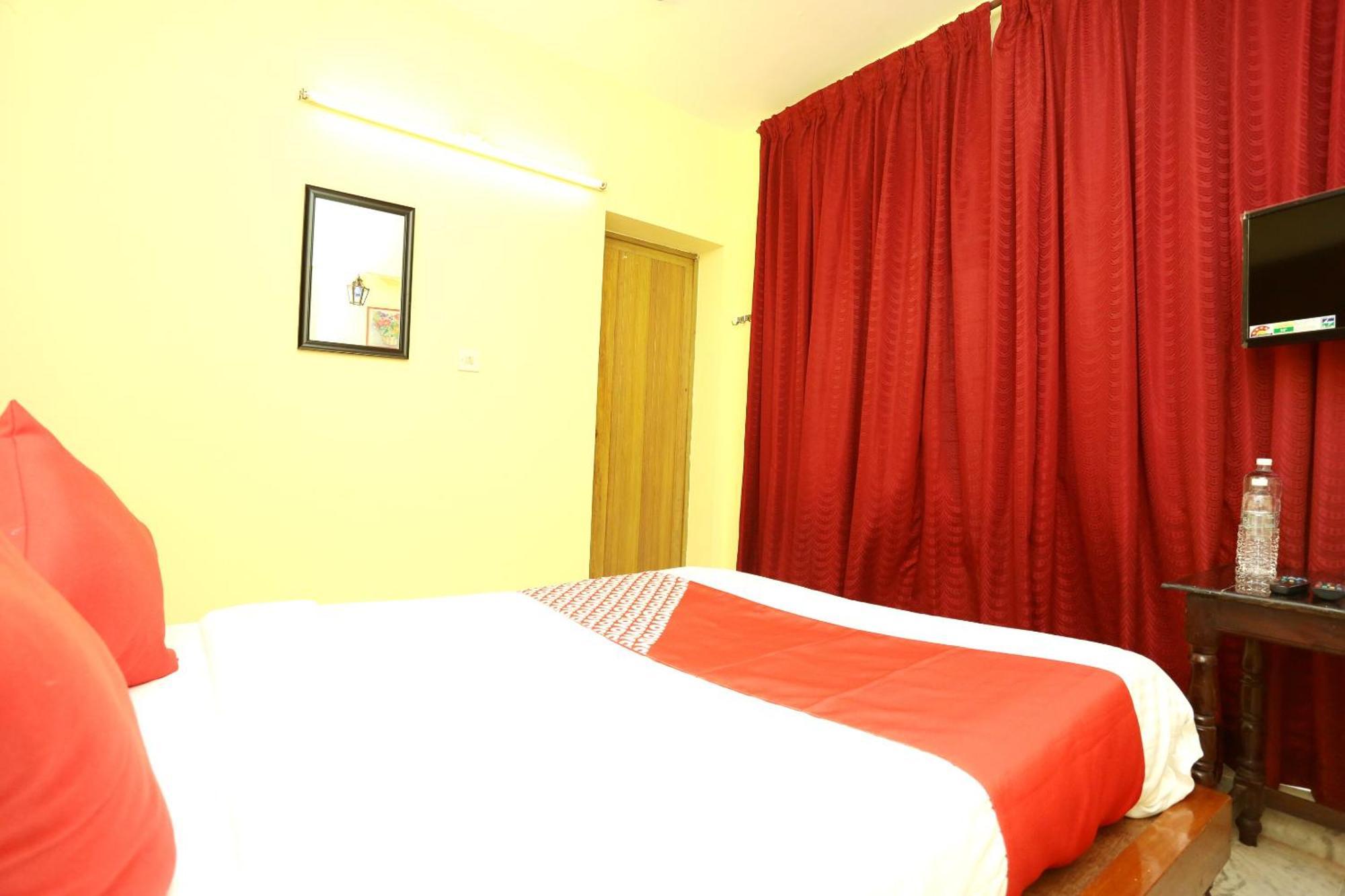 Hotel O Oasis Thiruvananthapuram Екстериор снимка
